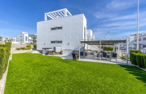 200-3330, Two Bedroom Ground Floor Apartment In Punta Prima, Orihuela Costa.