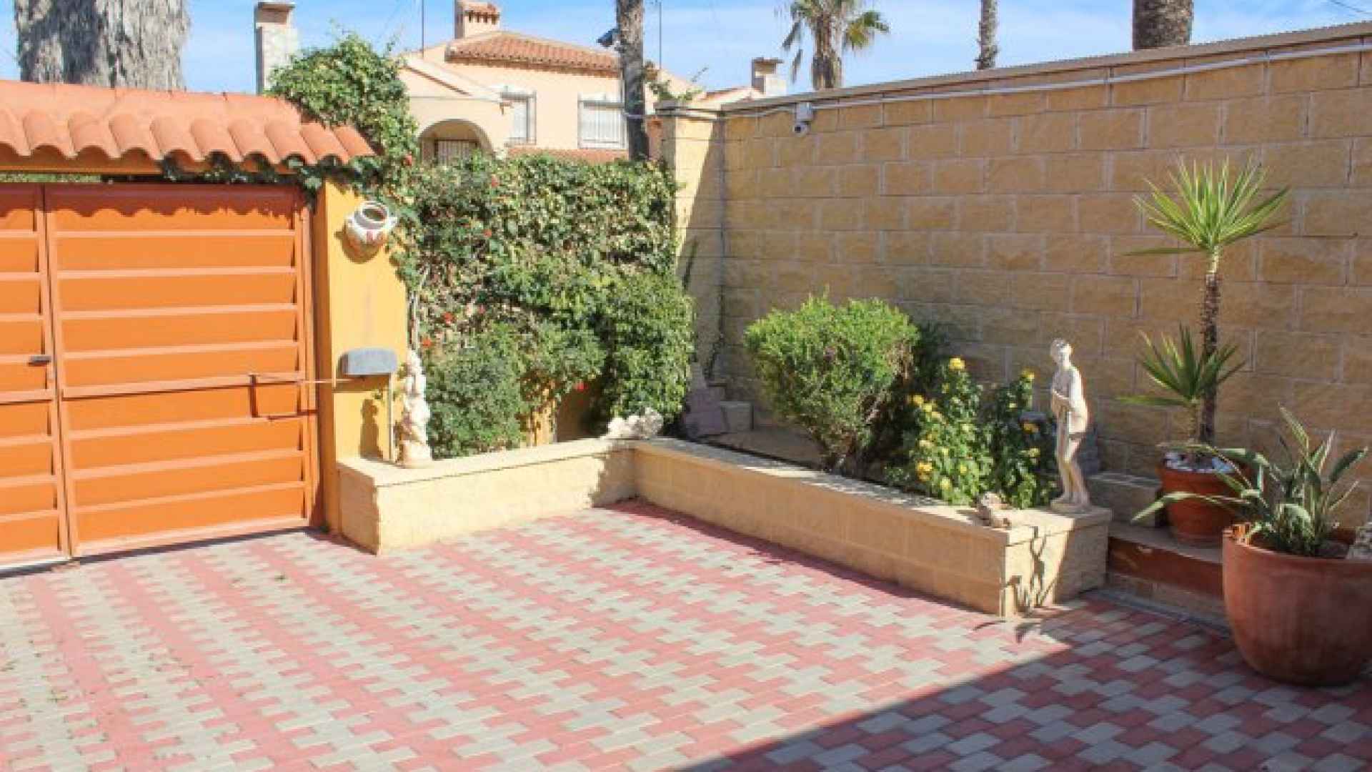 medium_15252_lovely_detached_villa_with_3_bedrooms_and_private_covered_pool_190224154808_sr1356_(50)