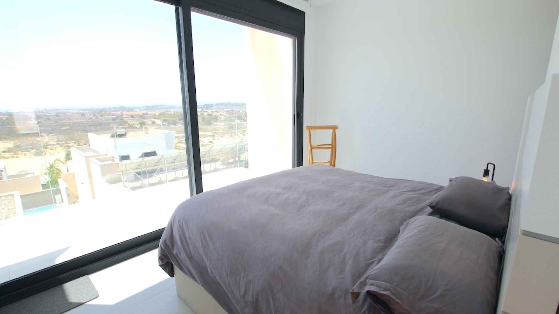 48518_stylish_and_contemporary_294sqm_villa_with_great_outdoor_space_090824073629_img_1939