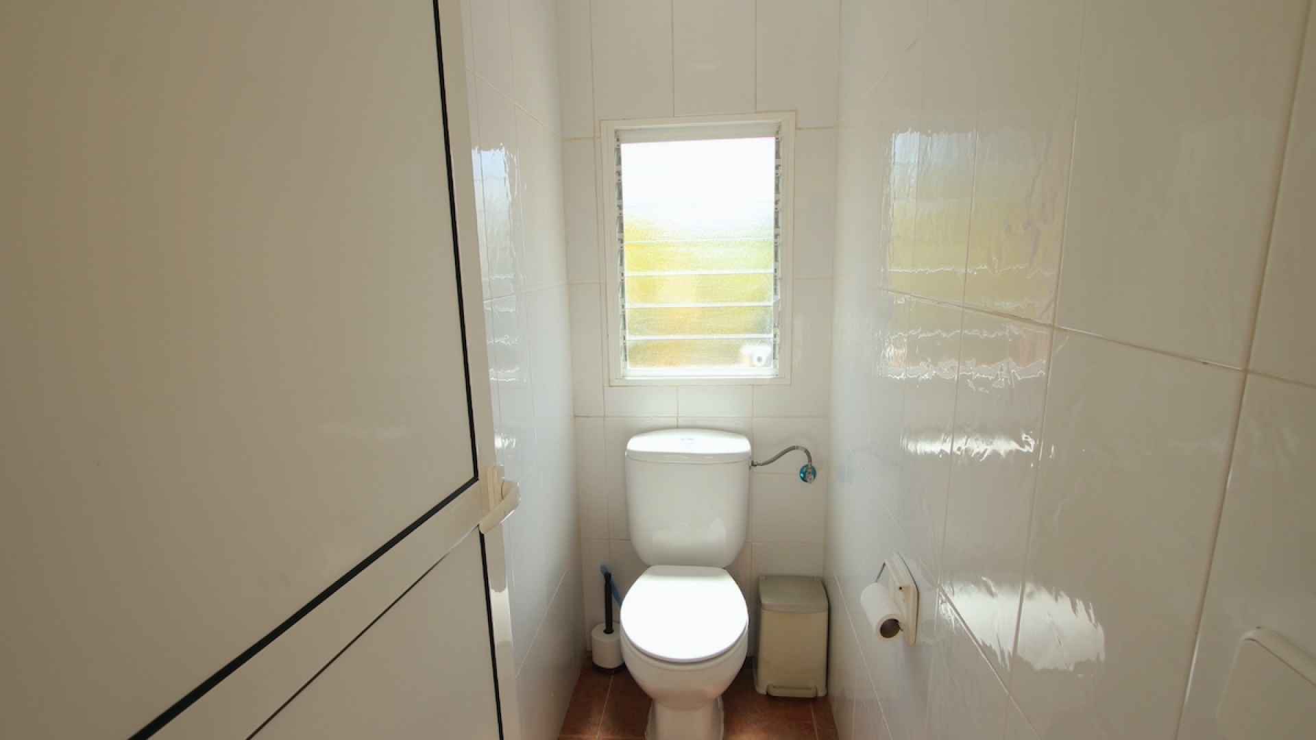 48508_fabulous_3_bedroom_farmhouse_with_many_extras_240724125115_img_1171