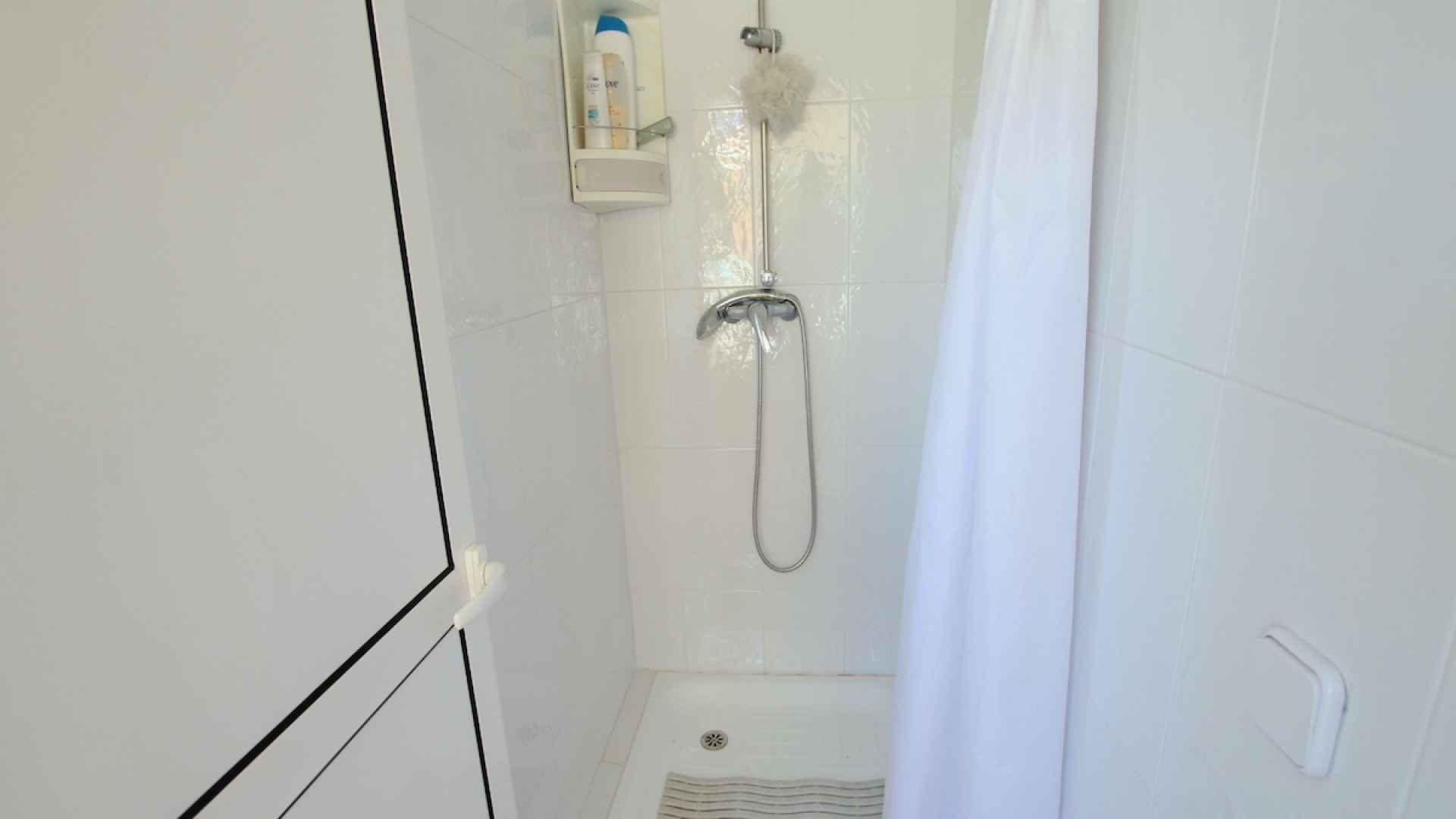 48508_fabulous_3_bedroom_farmhouse_with_many_extras_240724125115_img_1173