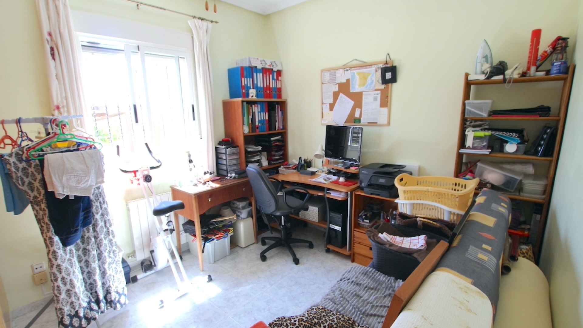 48508_fabulous_3_bedroom_farmhouse_with_many_extras_240724125120_img_1228