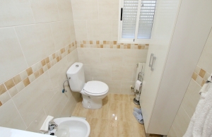 48508_fabulous_3_bedroom_farmhouse_with_many_extras_240724125116_img_1217