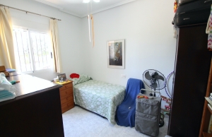 48508_fabulous_3_bedroom_farmhouse_with_many_extras_240724125116_img_1222