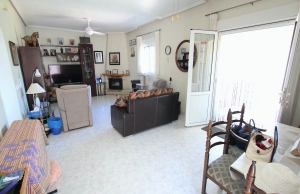 48508_fabulous_3_bedroom_farmhouse_with_many_extras_240724125119_img_1194