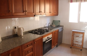 medium_16225_lovely_three_bedroom_townhouse_with_private_garage_and_large_communal_pool_160924111120_sr1346_(12)