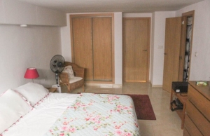 medium_16225_lovely_three_bedroom_townhouse_with_private_garage_and_large_communal_pool_160924111120_sr1346_(24)