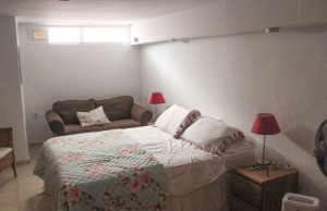 medium_16225_lovely_three_bedroom_townhouse_with_private_garage_and_large_communal_pool_160924111122_sr1346_(23)