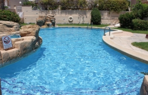 medium_16225_lovely_three_bedroom_townhouse_with_private_garage_and_large_communal_pool_160924111122_sr1346_(38)