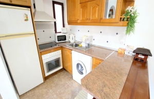 48620_fabulous_2_bed_coastal_apartment_central_location_211024142518_img_5836