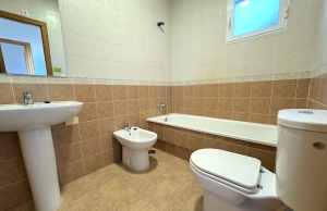 48739_spacious_2_bedroom_villa_with_great_outdoor_space_101224071249_img_7179