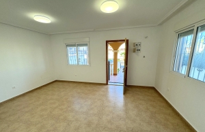 48739_spacious_2_bedroom_villa_with_great_outdoor_space_101224071249_img_7187