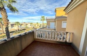 48739_spacious_2_bedroom_villa_with_great_outdoor_space_101224071250_img_7177