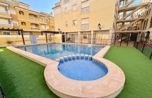 200-3736, Two Bedroom Ground Floor Apartment In Formentera Del Segura.