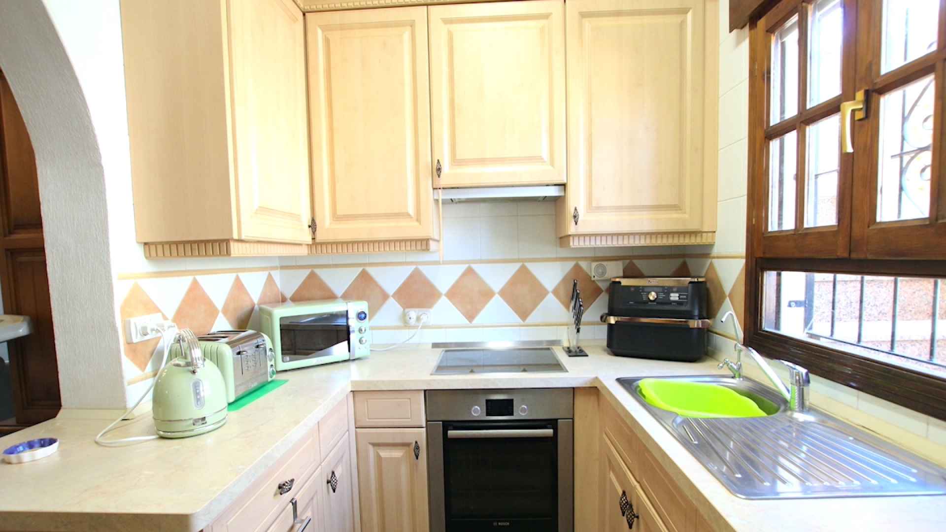 48730_charming_3_bedroom_detached_villa_with_private_pool_031224142657_img_7355