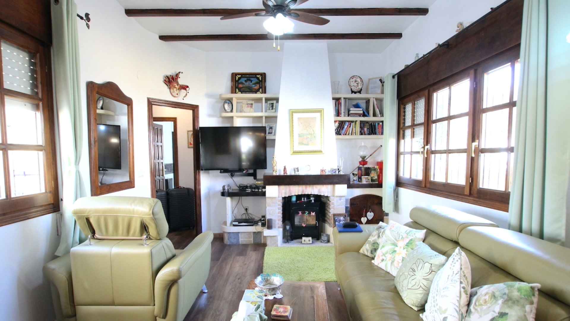 48730_charming_3_bedroom_detached_villa_with_private_pool_031224142659_img_7373