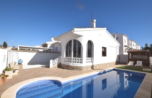 200-3762, Two Bedroom Semi-Detached Villa In Pueblo Bravo, Ciudad Quesada.