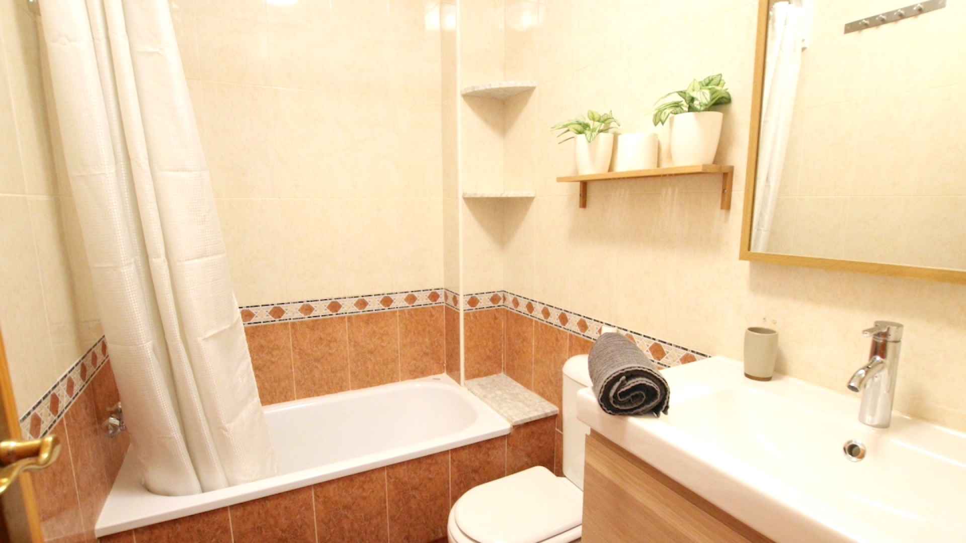 48729_attractive_2_bedroom_townhouse_residential_montemar_031224135914_img_7472