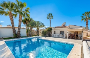 200-3793, Five Bedroom Detached Villa In Ciudad Quesada.