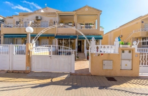 200-3829, Two Bedroom, Ground Floor Apartment In Torrevieja.