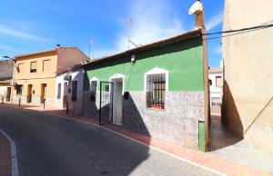 200-3924, Two Bedroom Bungalow In Formentera Del Segura.