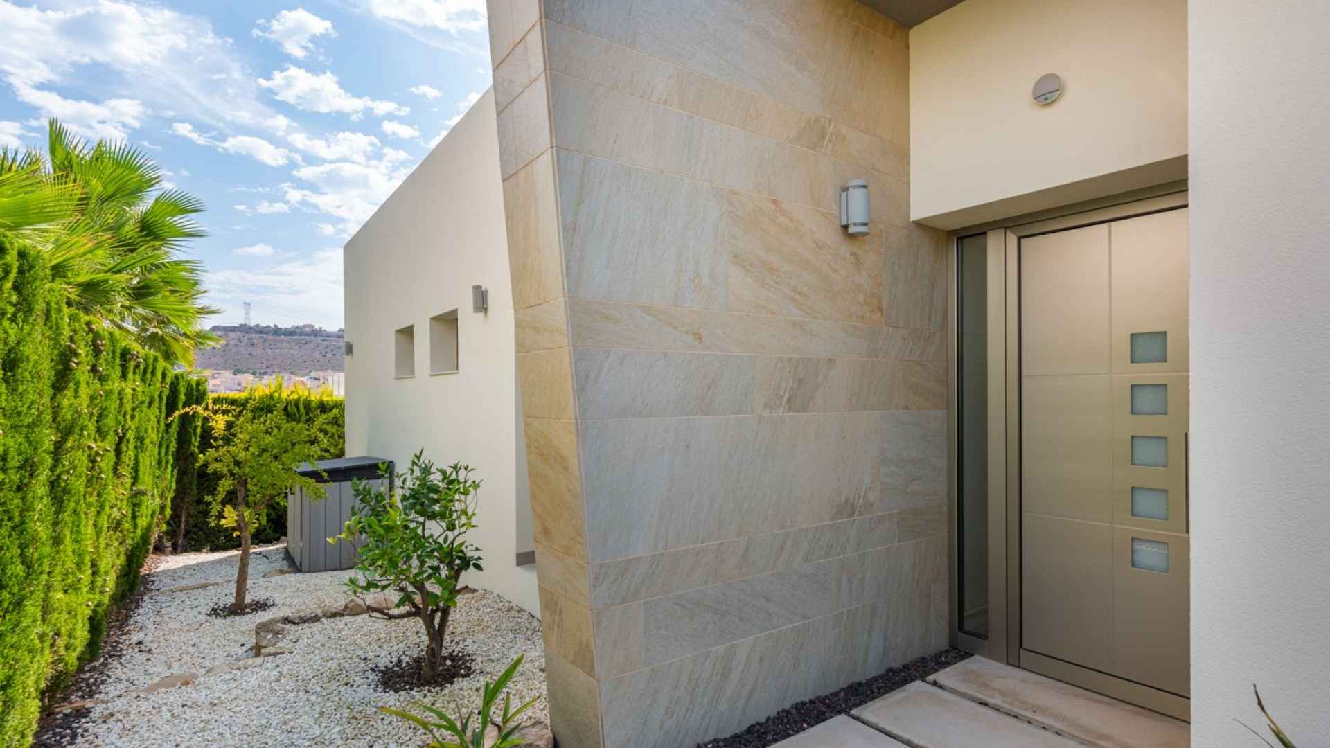 284228_xl