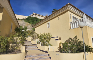 Ref:200-3986-Three Bedroom Duplex Apartment In Benimar.-Alicante-Spain-Apartment-Resale