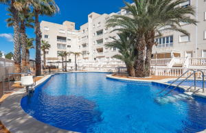 200-3988, Four Bedroom, Ground Floor Duplex Apartment In Guardamar Del segura.