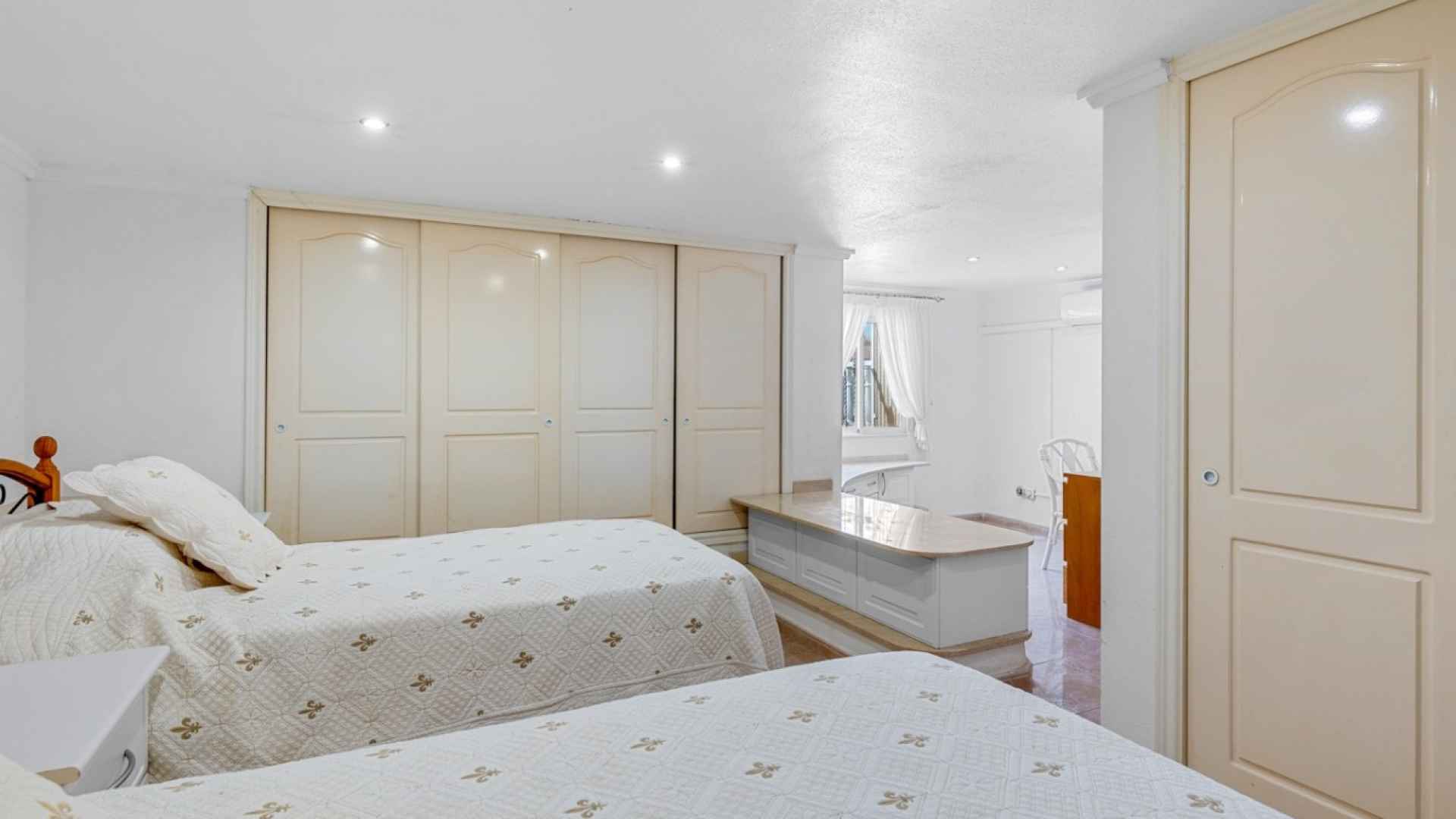 sale-villa-ciudad-quesada-rojales_203052_lg