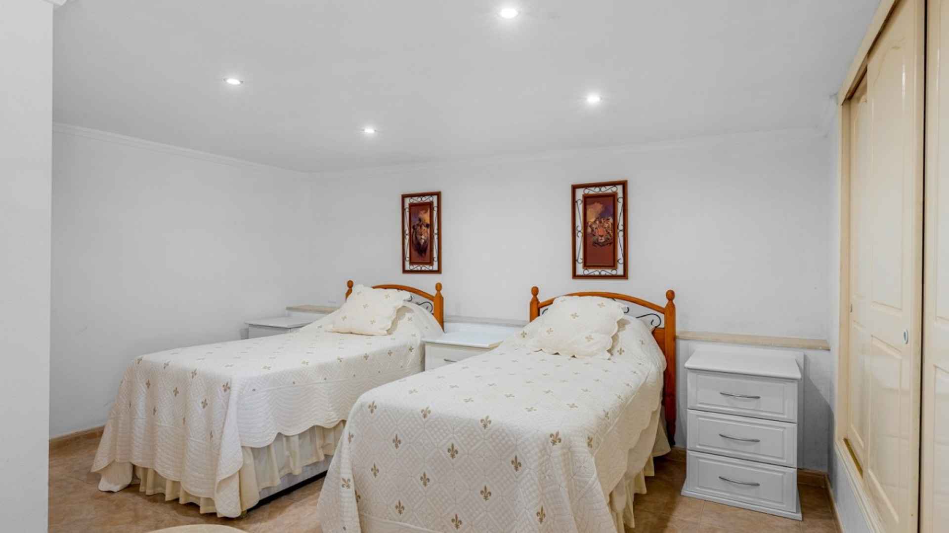 sale-villa-ciudad-quesada-rojales_203053_lg