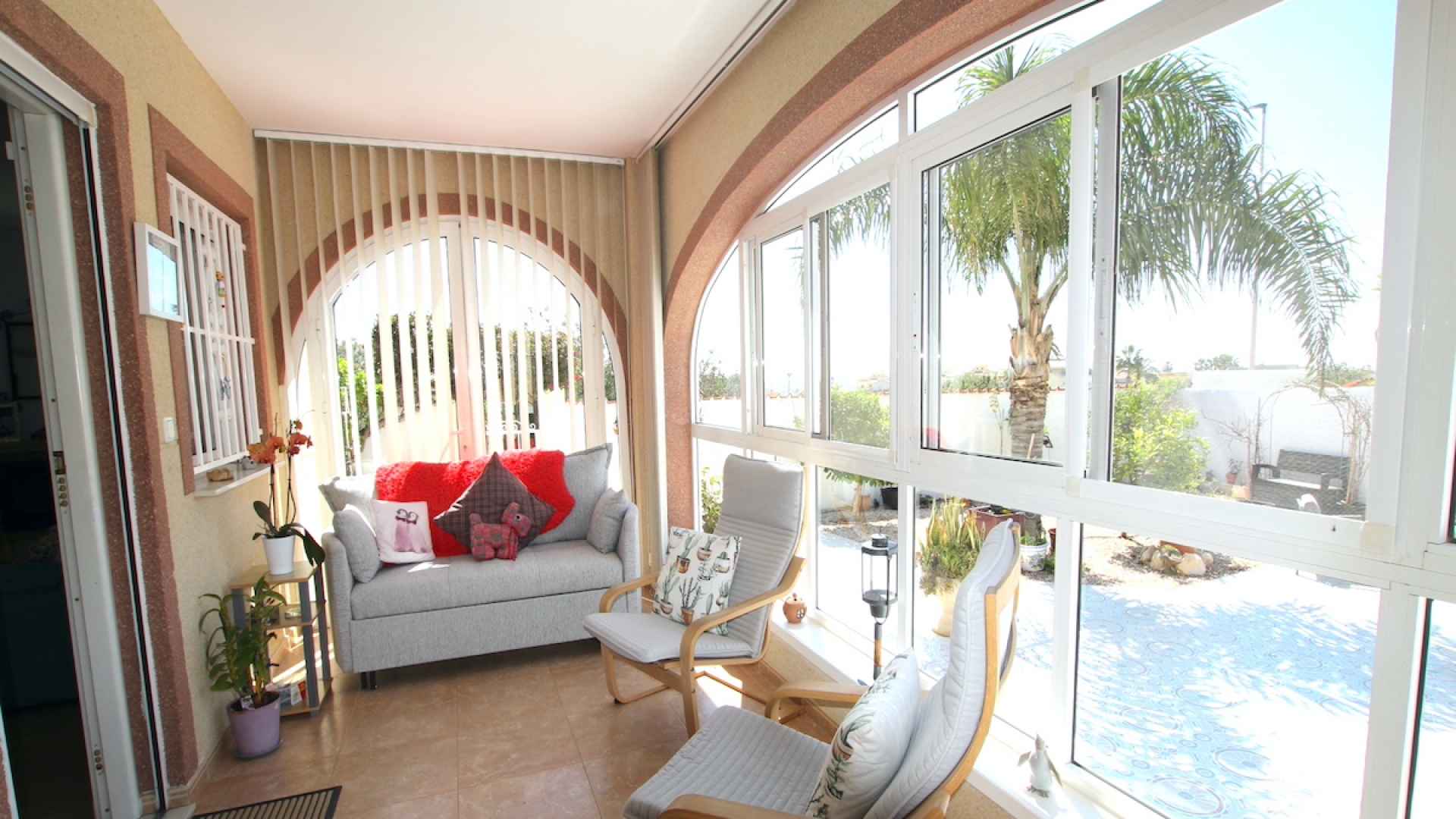 48896_fabulous_3_bedroom_south_facing_villa_in_lo_pepin_090425085148_img_1357