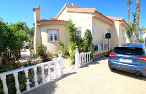 48896_fabulous_3_bedroom_south_facing_villa_in_lo_pepin_090425085148_img_1396