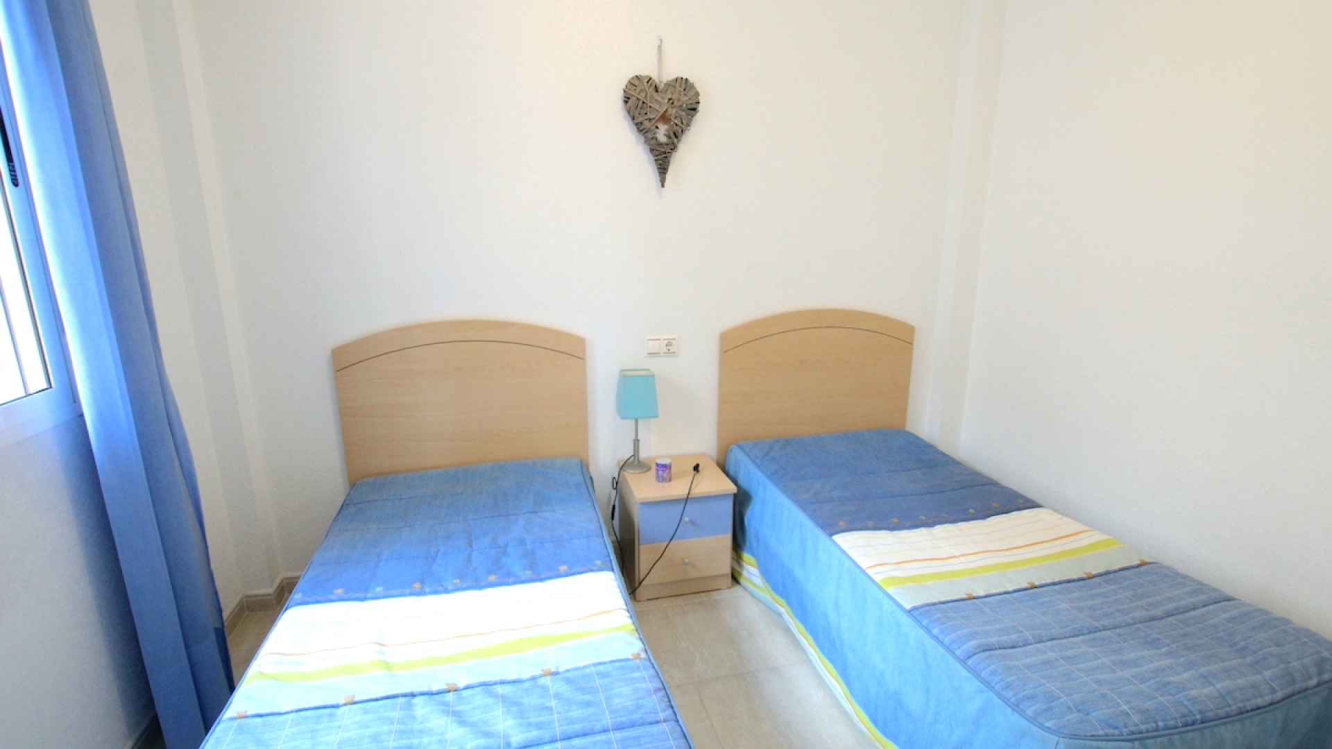 48895_charming_2_bed_top_floor_apartment_with_salt_lake_views_080425094925_img_1286
