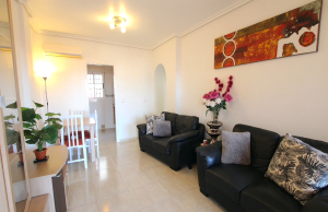48895_charming_2_bed_top_floor_apartment_with_salt_lake_views_080425094926_img_1259